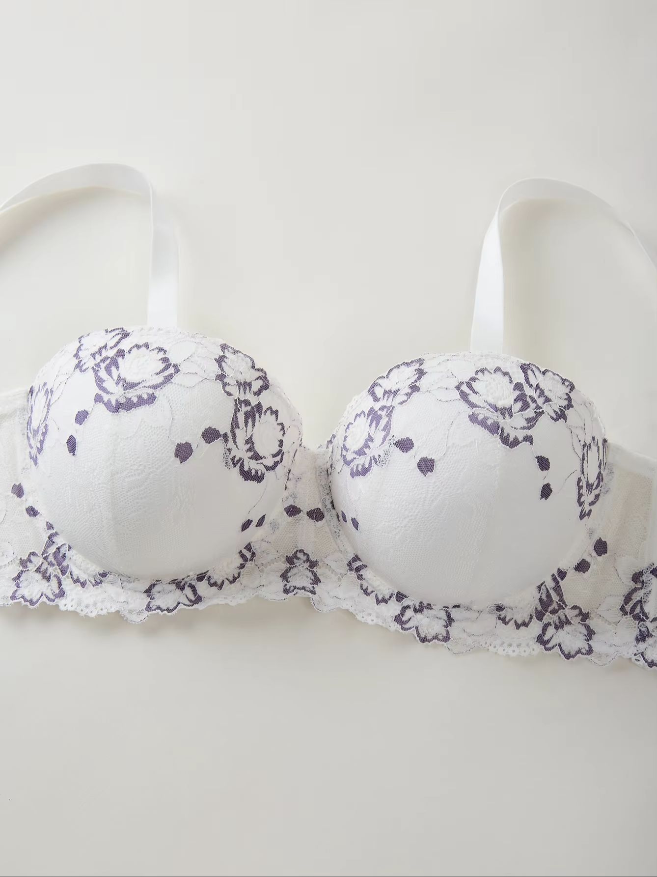 Plus Size Lace & Embroidery Wo - Underwire Bra Padded บทวิจารณ์และราคา