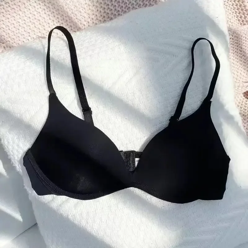 Japanese One-piece Smooth Girl - Sleep Bra Bralette บทวิจารณ์และราคา